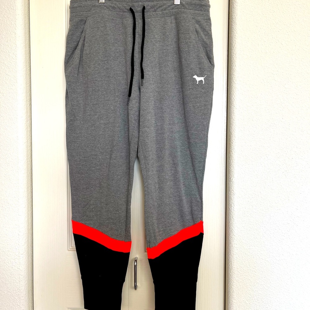 ***SOLD***Victoria’s Secret PINK Joggers